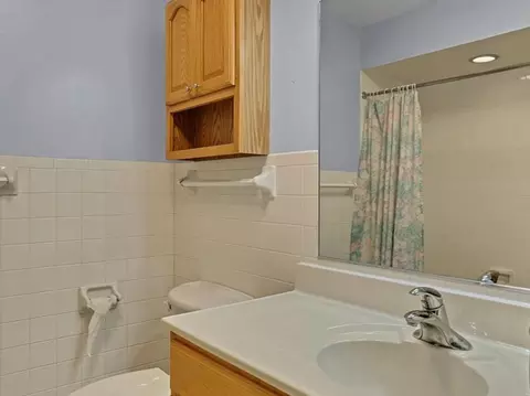 Bath - 904 Obrien St, Harvard, IL 60033 photo 1 of 1