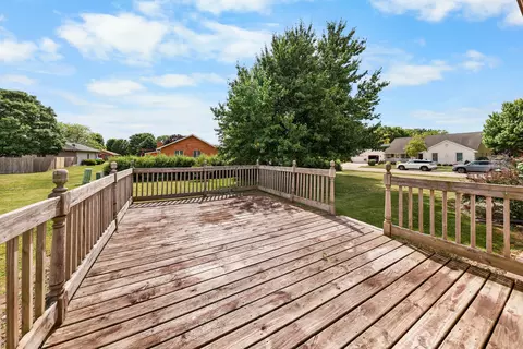 Exterior - 18 Warren Dr, Mazon, IL 60444 photo 2 of 2