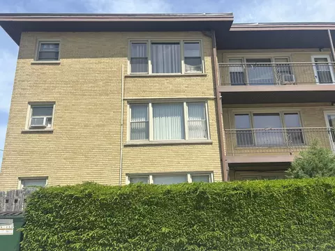 6737 W Irving Park Rd #2A, Chicago, IL 60634