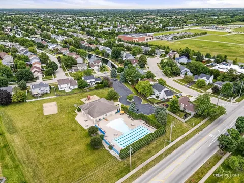 View/Area - 1905 Hampton Ct E, Plainfield, IL 60586 photo 5 of 5