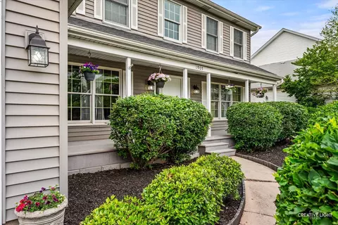 Exterior - 1905 Hampton Ct E, Plainfield, IL 60586 photo 4 of 9