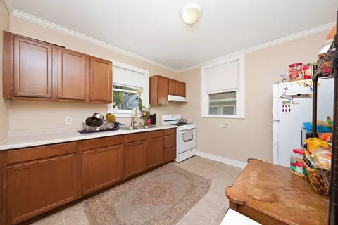 Kitchen - 611 Webster St, Ottawa, IL 61350 photo 1 of 2