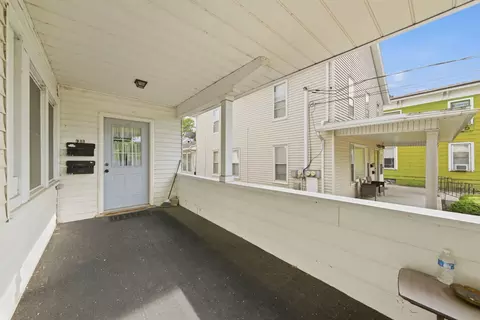 Exterior - 611 Webster St, Ottawa, IL 61350 photo 2 of 5