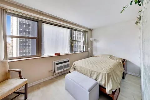 Bedroom - 253 E Delaware Pl #12E, Chicago, IL 60611 photo 1 of 3