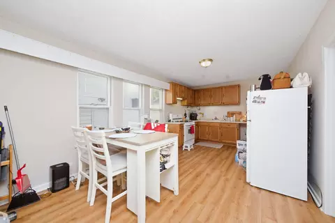 Kitchen - 613 Webster St, Ottawa, IL 61350 photo 4 of 5