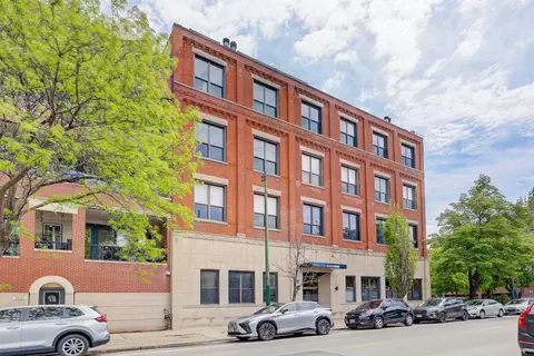 2525 N Sheffield Ave #2C, Chicago, IL 60614