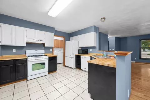 Kitchen - 619 Shadycrest Dr, Kewanee, IL 61443 photo 1 of 3