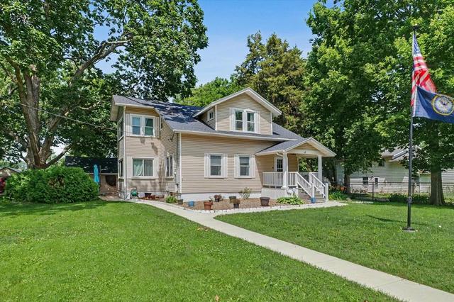 503 S Third St, Fisher, IL 61843