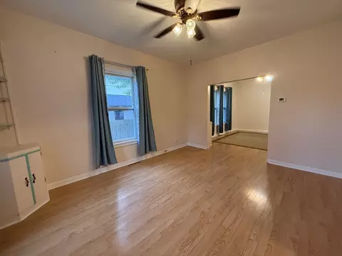 Living - 317 W Williams St, Dwight, IL 60420 photo 2 of 4