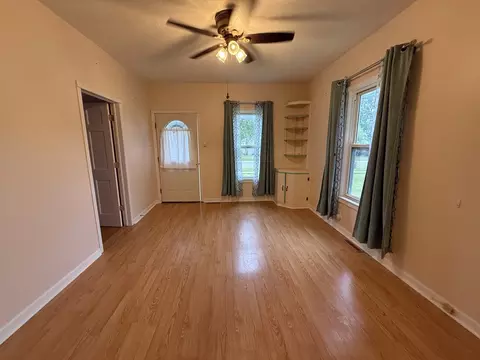Living - 317 W Williams St, Dwight, IL 60420 photo 1 of 4