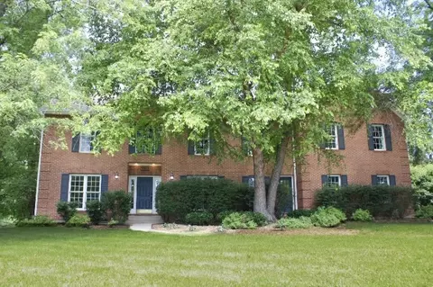 3763 Erin Ct, Prairie Grove, IL 60012