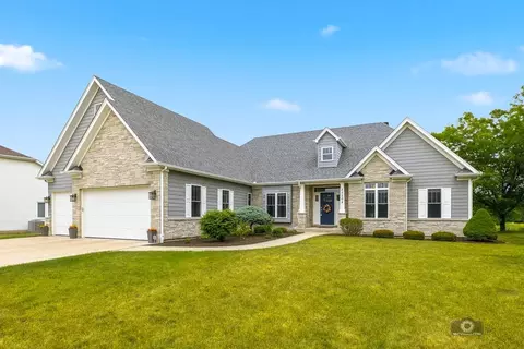 25204 W Indian Boundary Ct, Plainfield, IL 60544