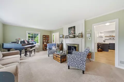 Living - 415 N Worth Ave, Elgin, IL 60123 photo 1 of 4
