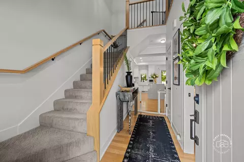 Entry Way - 413 W Pierce Rd, Itasca, IL 60143 photo 1 of 2