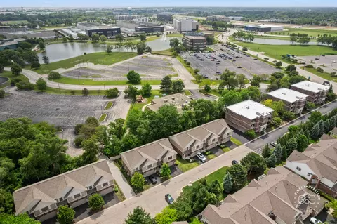 View/Area - 413 W Pierce Rd, Itasca, IL 60143 photo 5 of 5