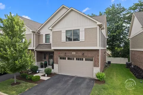 413 W Pierce Rd, Itasca, IL 60143