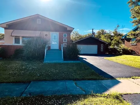 511 N Manchester Pl, Chicago Heights, IL 60411