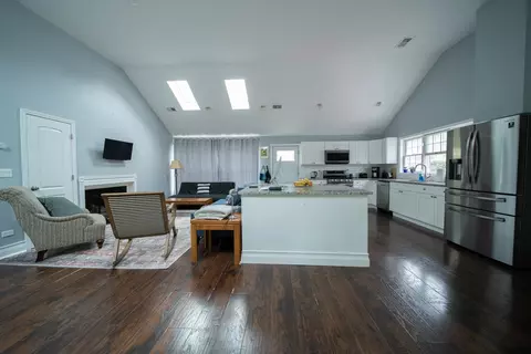 Other - 1704 Maple Ave, Northbrook, IL 60062 photo 1 of 4