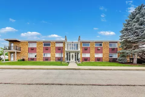 1313 S Rebecca Rd #116B, Lombard, IL 60148