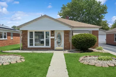 11637 S Harry J Rogowski Dr, Merrionette Park, IL 60803
