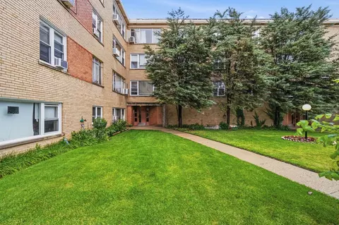6031 N Damen Ave #307, Chicago, IL 60659