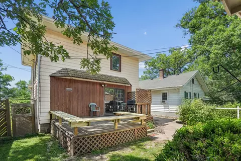 Exterior - 1571 34th Ave, Moline, IL 61265 photo 3 of 4