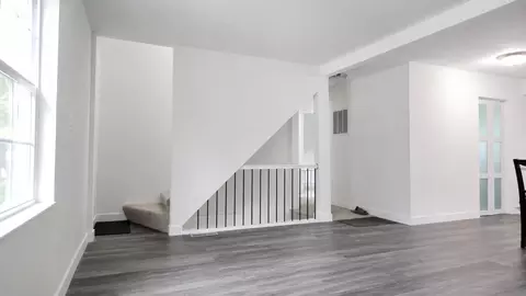 Living - 1716 Rogers Ave, Mchenry, IL 60050 photo 2 of 2