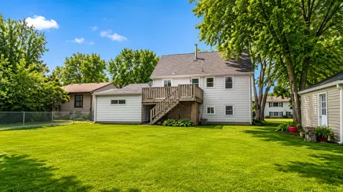 Exterior - 1716 Rogers Ave, Mchenry, IL 60050 photo 5 of 6