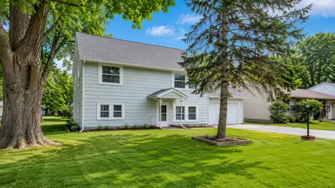 Exterior - 1716 Rogers Ave, Mchenry, IL 60050 photo 3 of 6