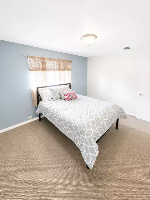 813 Valley Stream Dr #D, Wheeling, IL 60090 photo 5