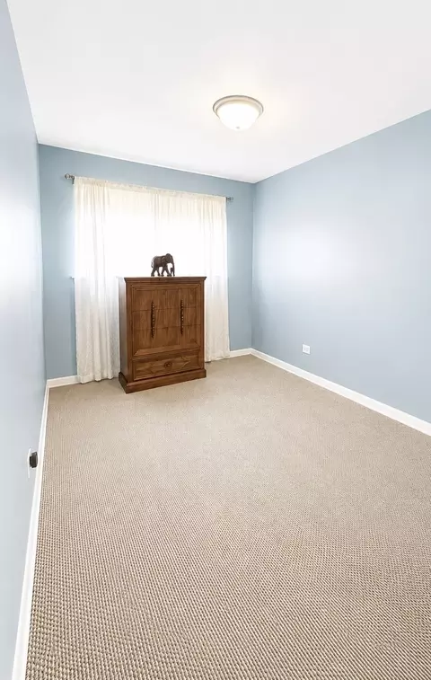 813 Valley Stream Dr #D, Wheeling, IL 60090 photo 6