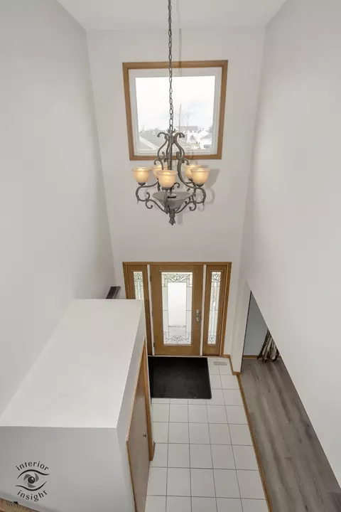 Entry Way - 319 Mallards Cv, Beecher, IL 60401 photo 1 of 2