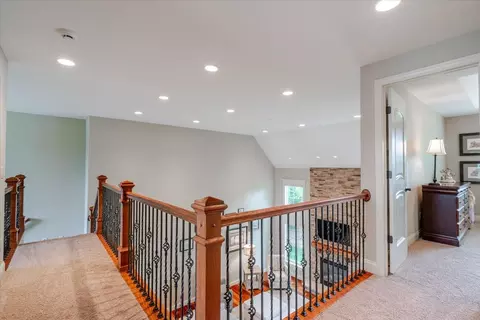 Entry Way - 2104 Sinclair Ct, Bloomington, IL 61704 photo 2 of 2
