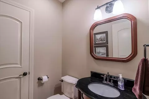 Bath - 2104 Sinclair Ct, Bloomington, IL 61704 photo 1 of 6