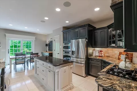 Kitchen - 2104 Sinclair Ct, Bloomington, IL 61704 photo 5 of 5