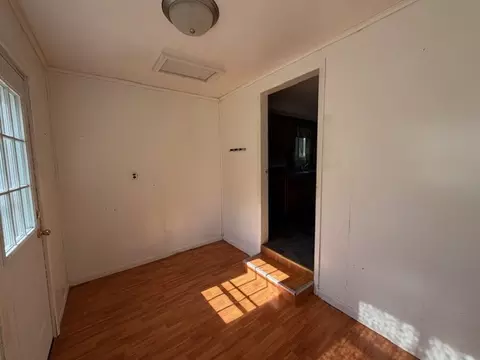 Entry Way - 416 E Seventh St, Minonk, IL 61760 photo 1 of 1