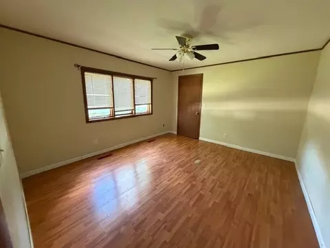 Living - 416 E Seventh St, Minonk, IL 61760 photo 3 of 6