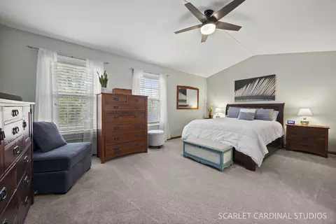 Bedroom - 56 Forestview Ln, Aurora, IL 60502 photo 1 of 4
