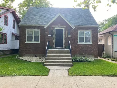 13819 S State St, Riverdale, IL 60827