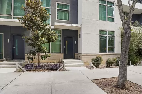425 W Beech St #107, San Diego, CA 92101