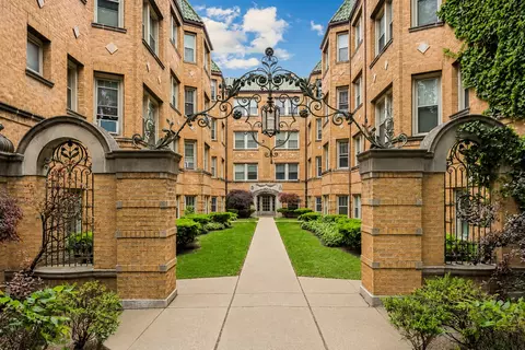 854 Washington Blvd #3, Oak Park, IL 60302