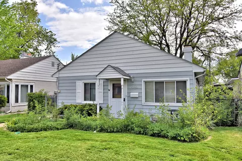 Exterior - 17029 Lorenz Ave, Lansing, IL 60438 photo 2 of 10