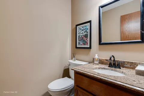Bath - 325 Twilight Dr, Morris, IL 60450 photo 4 of 4