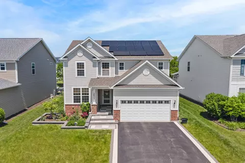 2531 Basin Trail Ln, Naperville, IL 60563