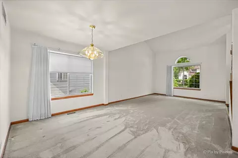 Living - 476 Topaz Ln, Bartlett, IL 60103 photo 7 of 11