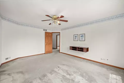 Bedroom - 476 Topaz Ln, Bartlett, IL 60103 photo 5 of 9