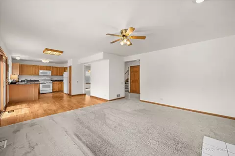 Living - 476 Topaz Ln, Bartlett, IL 60103 photo 9 of 11