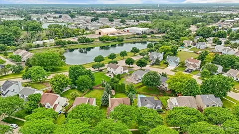 View/Area - 476 Topaz Ln, Bartlett, IL 60103 photo 1 of 7
