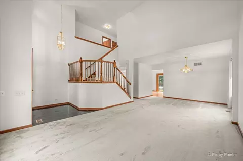 Living - 476 Topaz Ln, Bartlett, IL 60103 photo 10 of 11