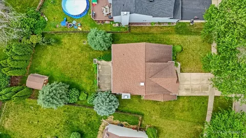 View/Area - 476 Topaz Ln, Bartlett, IL 60103 photo 6 of 7